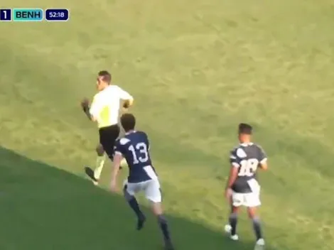 Lo salieron persiguiendo: terrible agresión a árbitro en el ascenso argentino