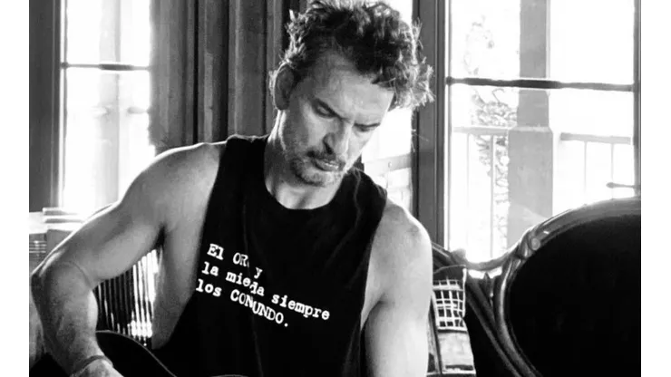 Ricardo Arjona también presentó un look renovado para su más reciente disco.