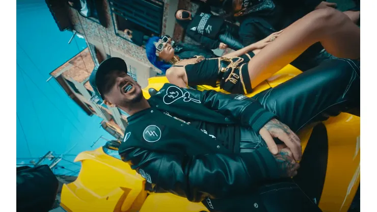 J Balvin en el Barrio Catilla, el lugar que lo vio crecer.