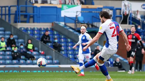 Ben Brereton acumula cinco goles en la temporada.