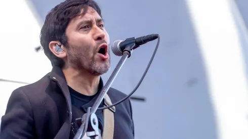 El músico hizo público su enojo por el "aprovechamiento" de los candidatos.