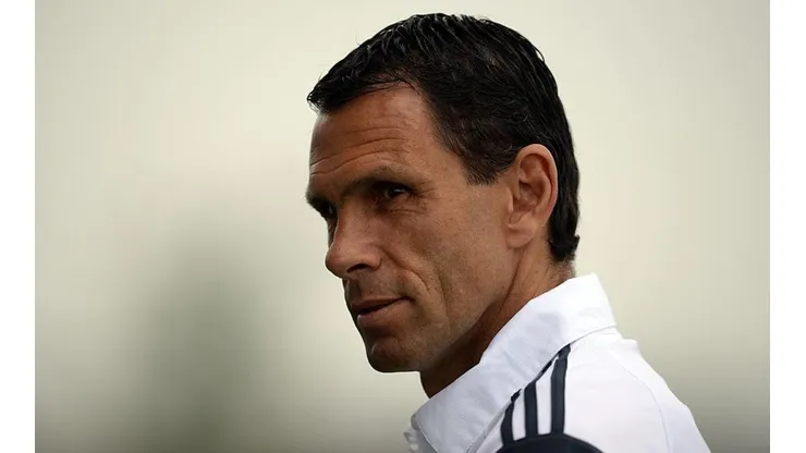 Poyet arribará a Chile en los próximos días.