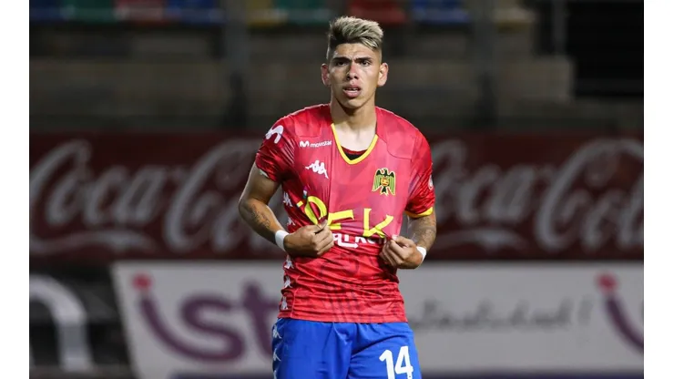 Carlos Palacios lidera el listado