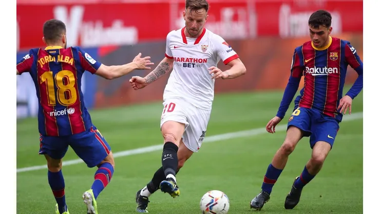 Pedri estará afuera un par de semanas con Barcelona.