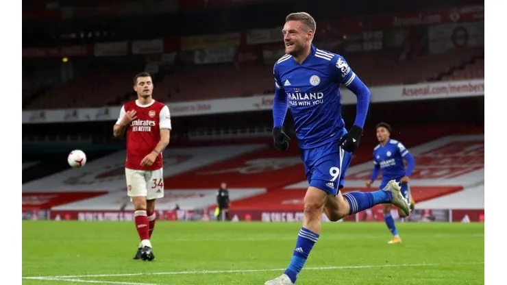 Jamie Vardy ha liderado a los Foxes hasta la cima de la tabla.
