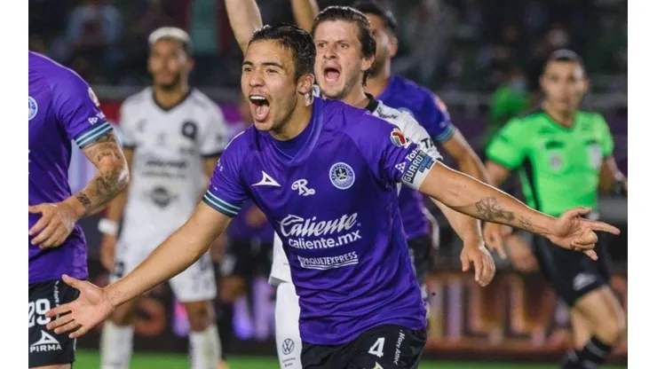 Nicolás Díaz convierte en gran triunfo del Mazatlán sobre Querétaro