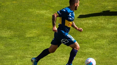 Juan Cuevas se queda en Everton por dos temporadas más