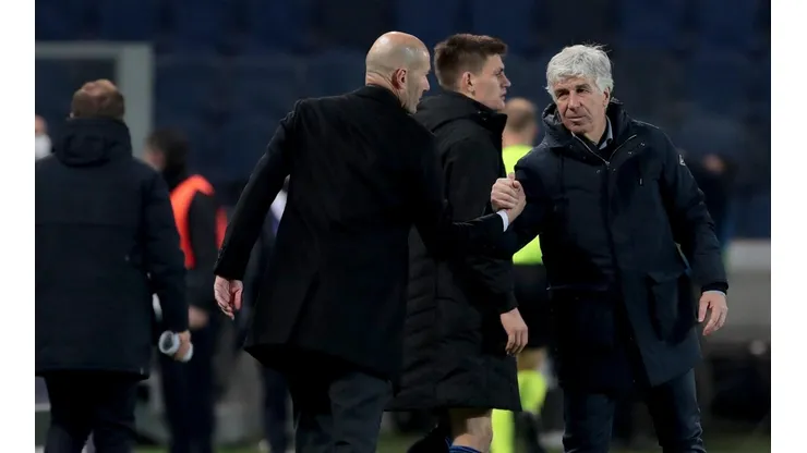 Gian Piero Gasperini tuvo palabras duras contra el arbitraje.