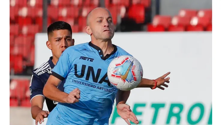 Lorenzetti se queda en Iquique