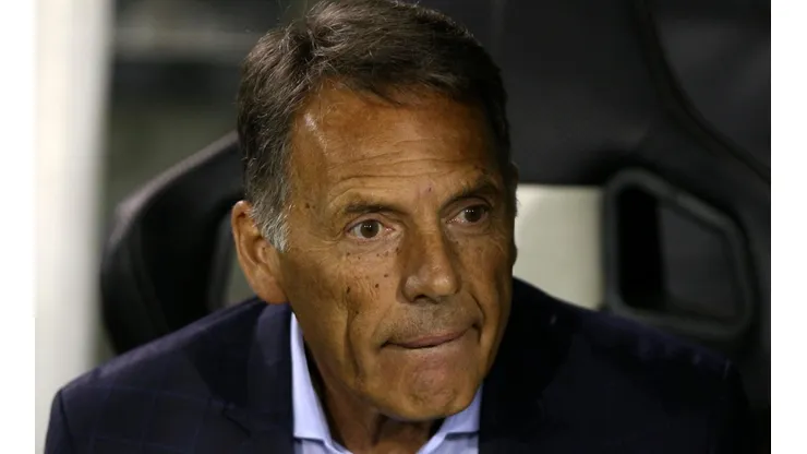 Miguel Ángel Russo es fuertemente criticado por Ricardo La Volpe