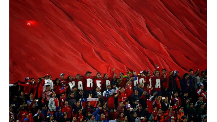 Enrirque Paris aclara que no hay nada decidido respecto a la vuelta del público a los estadios