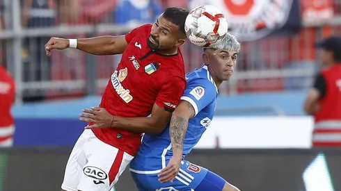 Un punto mantiene líderes a los Azules.