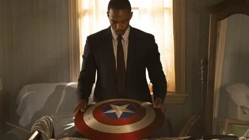 Sam Wilson, el personaje de Anthony Mackie, ahora cargará con el manto del Capitán América, en "The Falcon and the Winter Soldier".