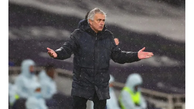 Mou defiende su trabajo