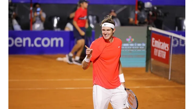 Jarry celebra tras derrotar a Jaume Munar
