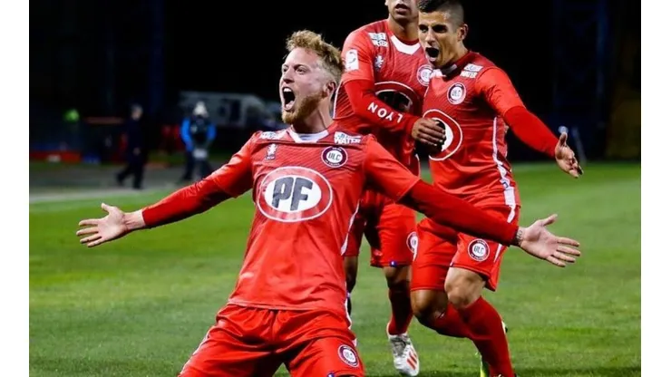 Thomy se prepara para llegar a la U