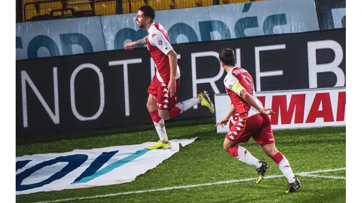 Bam Bam Maripán festeja su nuevo gol en Mónaco... contra PSG.