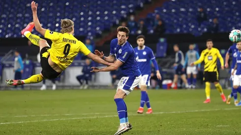 Erling Haaland corona cuatro goles en una semana con un golazo de tijera