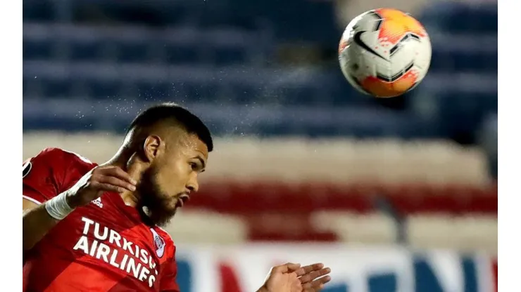 Díaz asistió a Santos Borré para la apertura de la cuenta ante la escuadra Canalla.