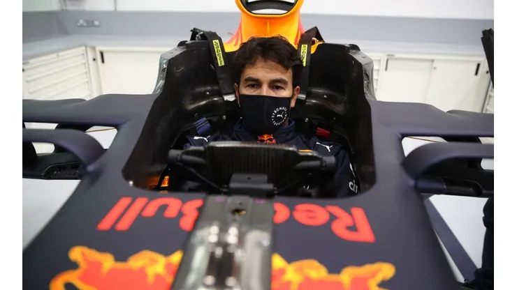 Checo será compañero del prometedor Max Verstappen.