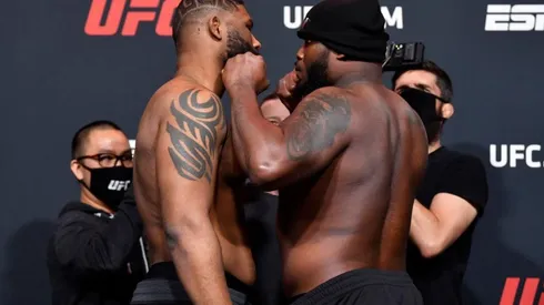 Curtis Blaydes y Derrick Lewis en el careo previo a UFC Fight Night.