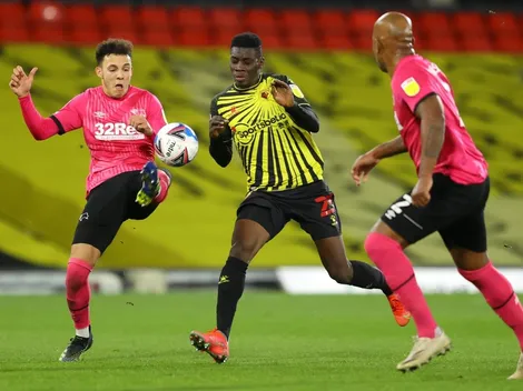 Watford gana con comodidad con Sierralta en el banco