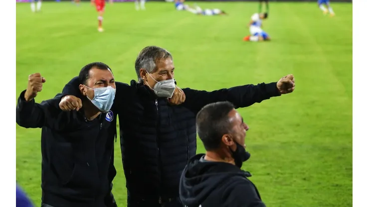 Ariel Holan condujo a Universidad Católica al tricampeonato.
