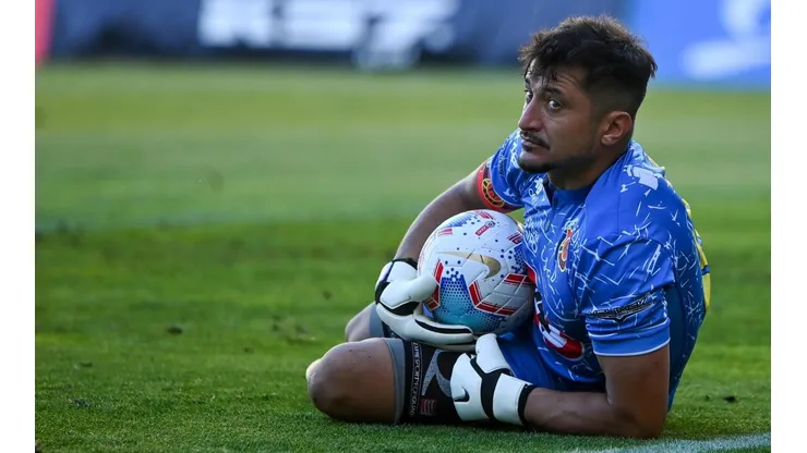 Nicolás Peric ha defendido en tres etapas el arco de Rangers de Talca.