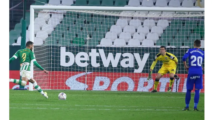 Betis se llevó el triunfo con gol de Borja Iglesias.