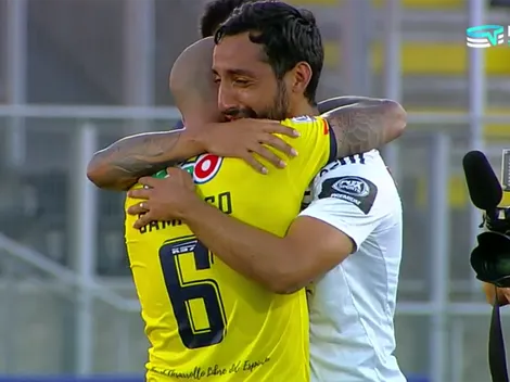 El conmovedor abrazo entre llantos de Camargo y De La Fuente