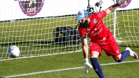 Johnny deja Everton a los 39 años y podría evaluar colgar los guantes.