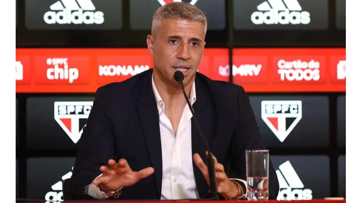 Crespo en su presentación en Sao Paulo