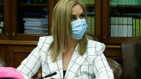 Pamela Jiles impulsara retiros del 10%