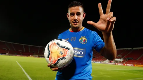El delantero argentino se despide del fútbol chileno.