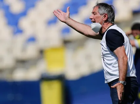 Ariel Holan parte de vacaciones y asegura que sigue en la UC