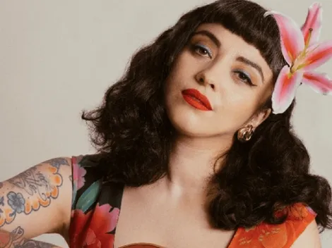 Mon Laferte le contesta a quienes le piden que se tiña el pelo