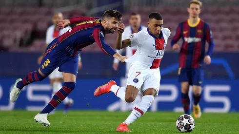 Mbappé se despachó triplete para el PSG, una aplanadora contra Barcelona en Champions.