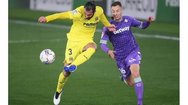 El equipo chileno sigue escalando posiciones en la liga española.