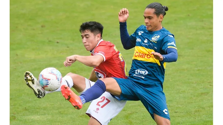 Everton dio un duro golpe a las aspiraciones de Huachipato.