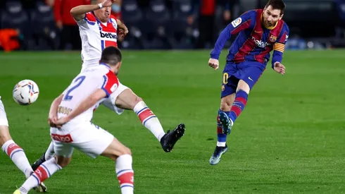 Lionel Messi fue el director de orquesta del Barcelona en su goleada ante el Alavés