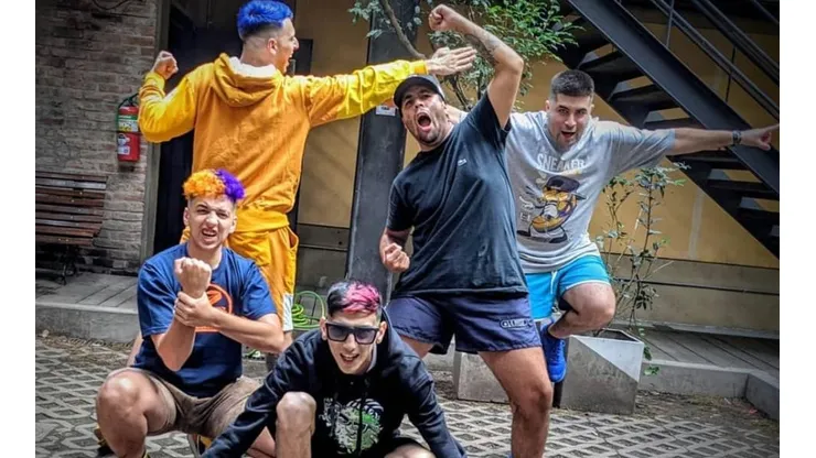 Los freestylers están listos para un nuevo día de batallones.