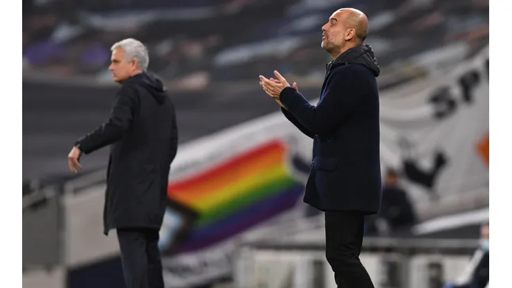 Josep Guardiola y José Mourinho se miden de nuevo en la Premier League.
