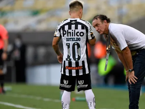 Santos confirma la salida de Cuca y se queda sin entrenador