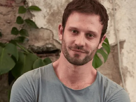 Hernán Contreras se desnuda en Instagram