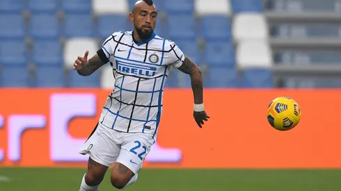 Arturo Vidal mostró su molestia por el penal no pitado a Colo Colo.