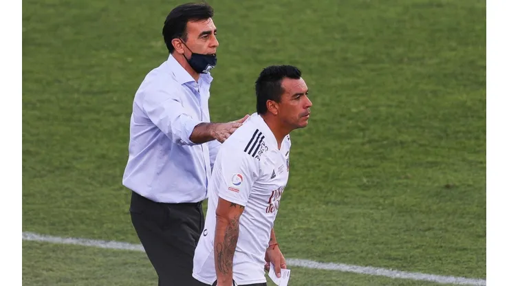 Nueva polémica en Colo Colo: Quinteros borra de la nómina a Paredes, Jara y De la Fuente a horas del duelo contra Cobresal.