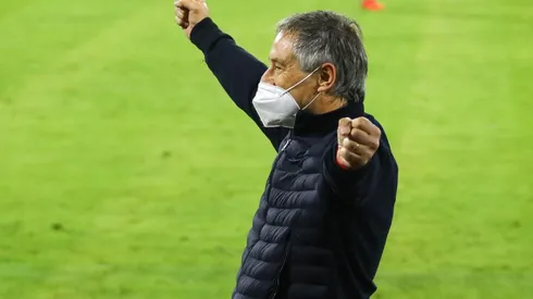 Ariel Holan manifestó que su continuidad está en veremos en Universidad Católica.