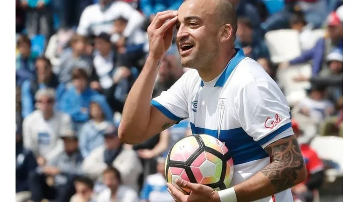 Santiago Silva con la camiseta de Universidad Católica