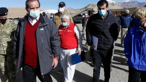 Ministros visitan Colchane