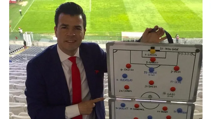 Chamagol González deja los medios para poner en práctica en Iberia lo que estudió: gestión deportiva.